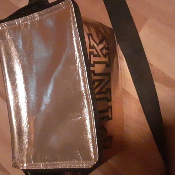 Victoria's Secret PINK Gold Lunch Box - Picture 2 of 3